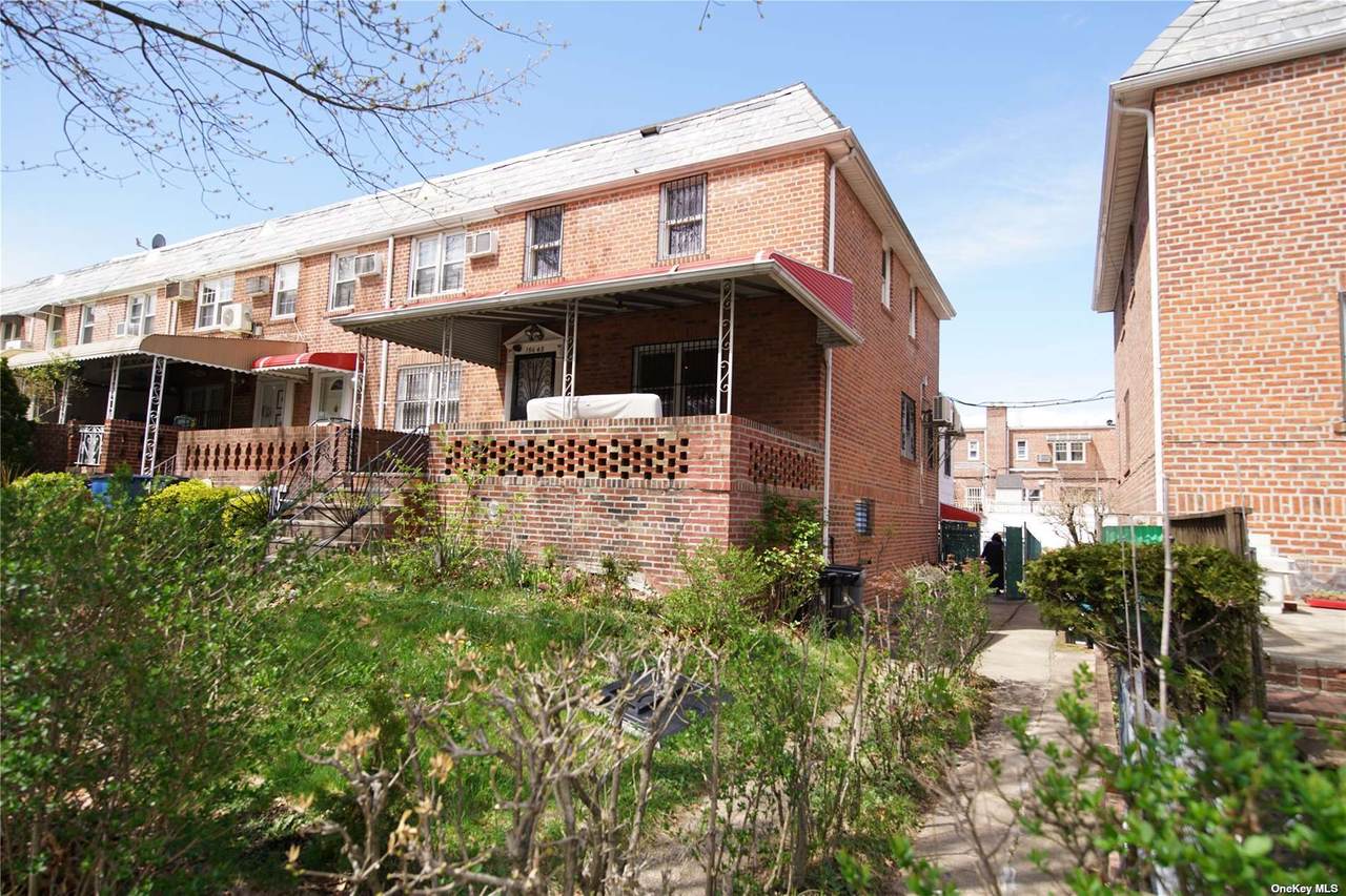 150-43 78 Avenue - Photo 1