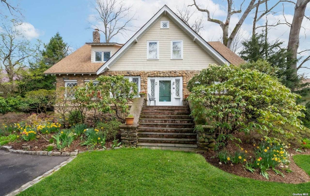 1 Warner Avenue - Photo 1