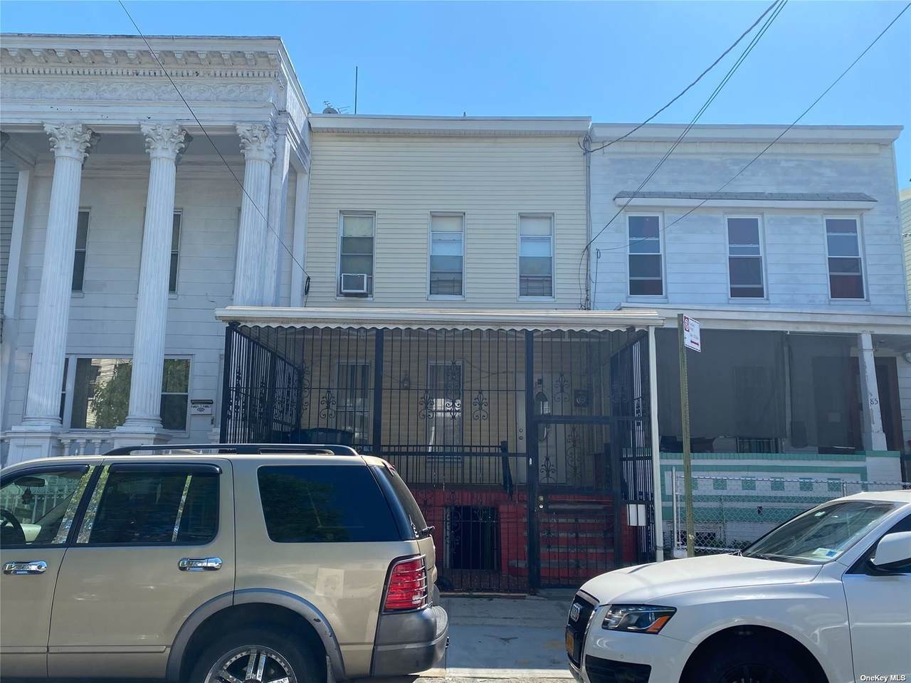 83 Essex Street - Photo 1