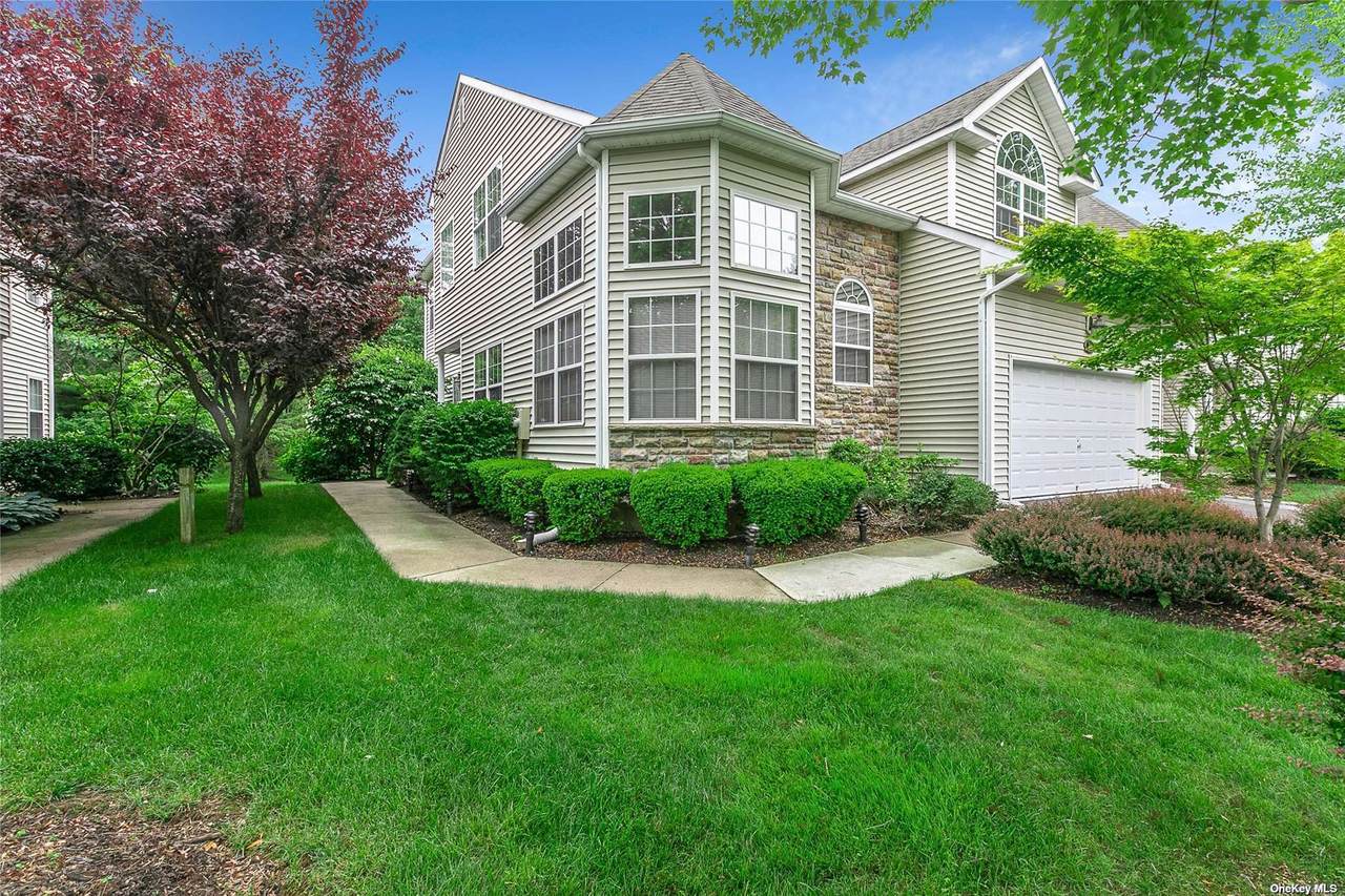 55 Tiffany Way - Photo 1