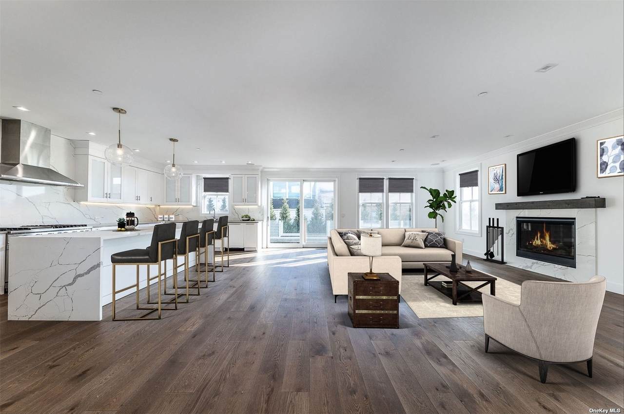 2115 Pacific Boulevard - Photo 1
