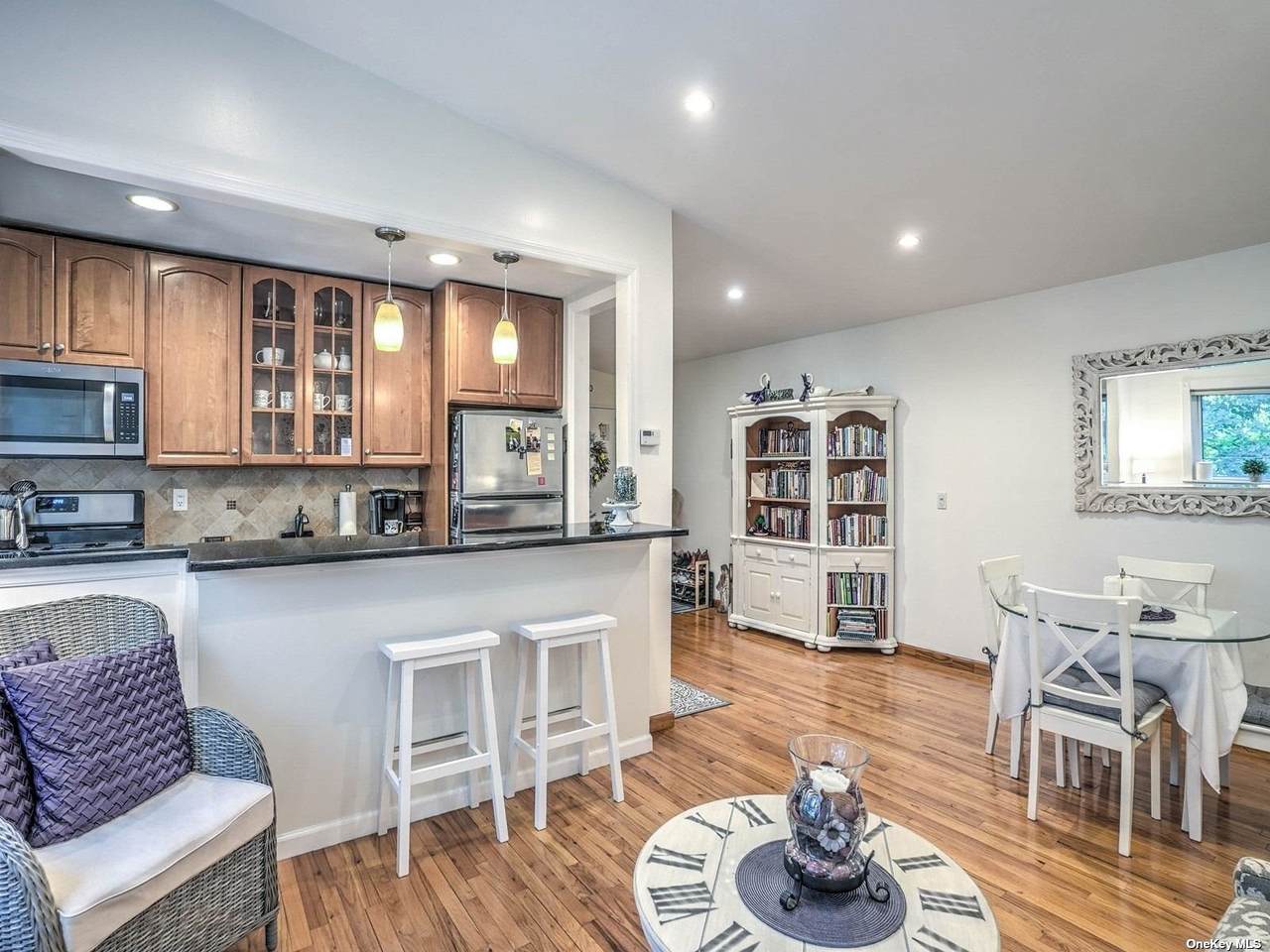 200 Lexington Avenue - Photo 1