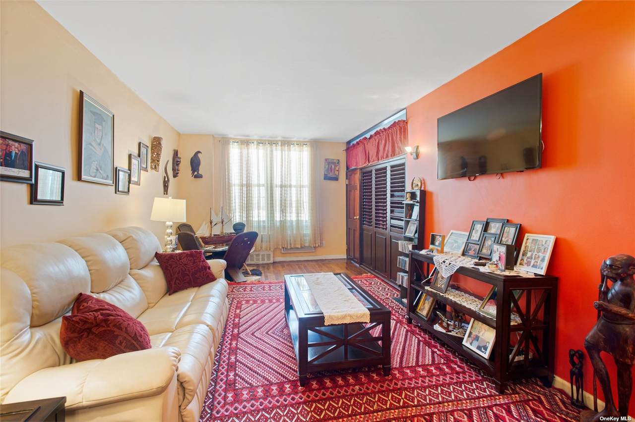 46-01 39 Ave - Photo 1