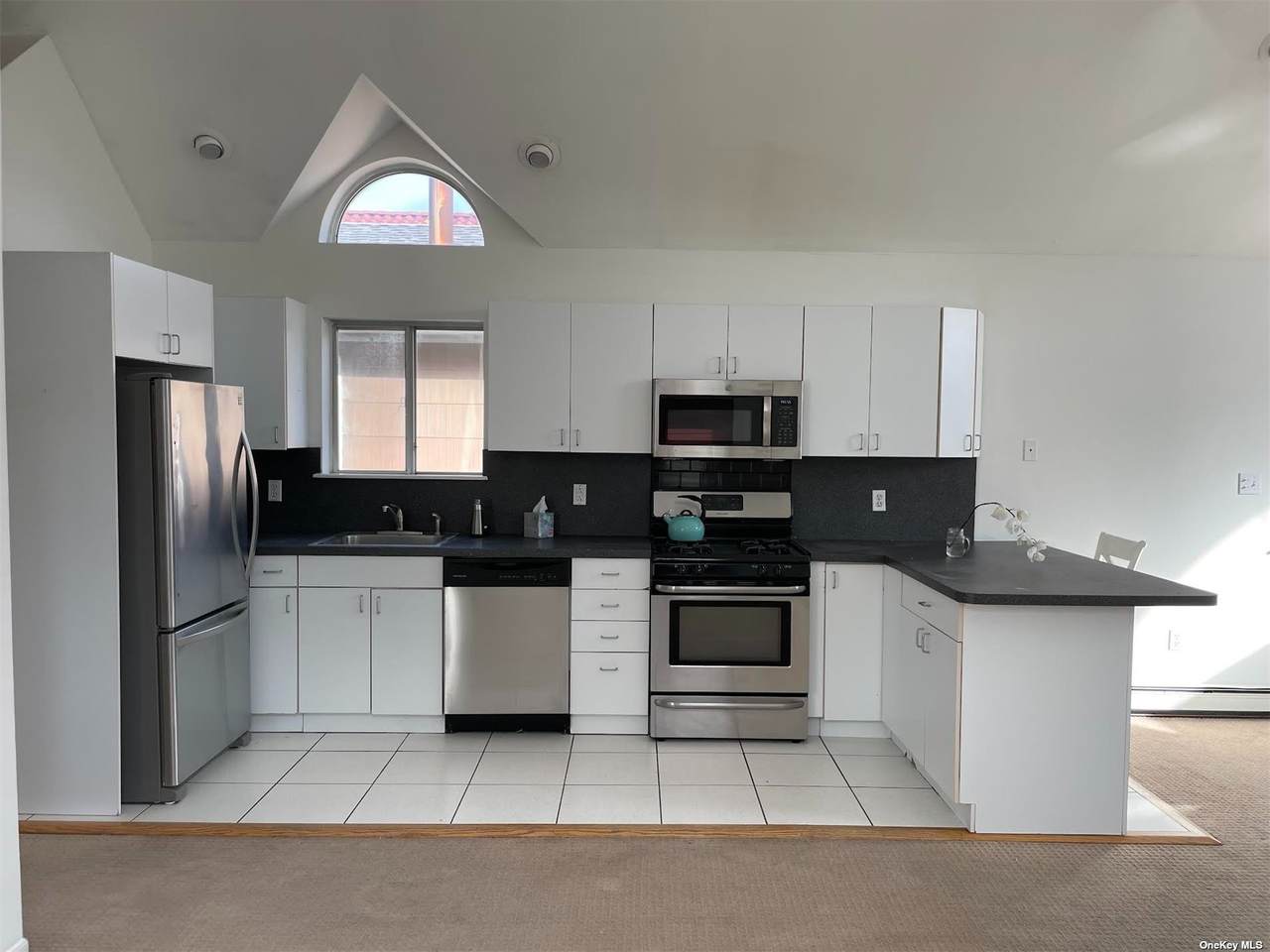 717 Walnut Street - Photo 1