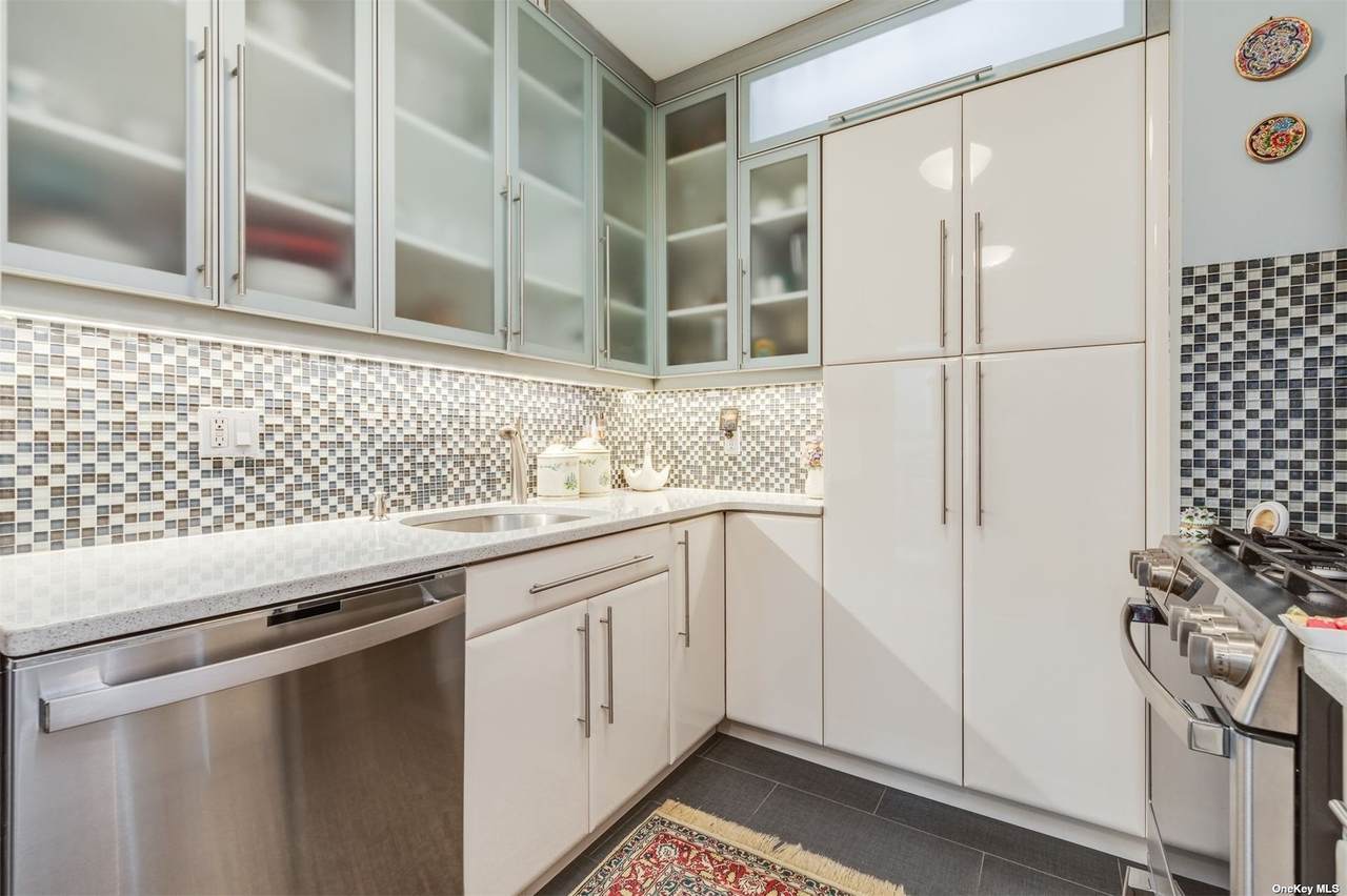 26910 Grand Central Parkway - Photo 1