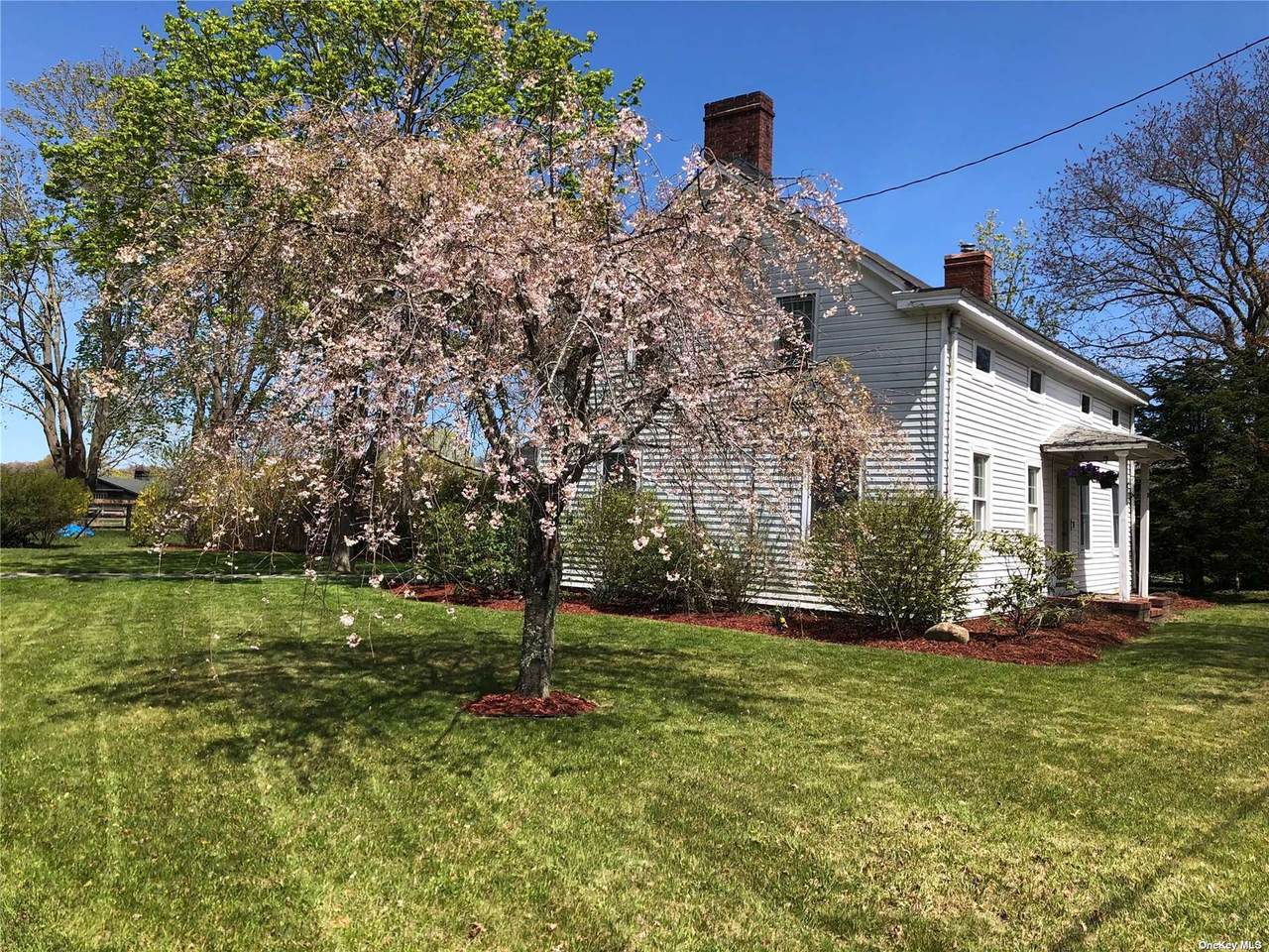 727 Main Street - Photo 1