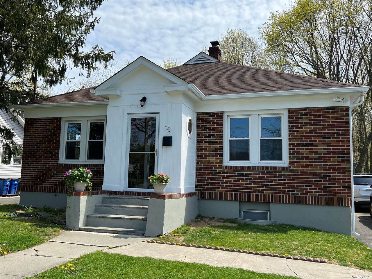15 Poplar Street - Photo 1