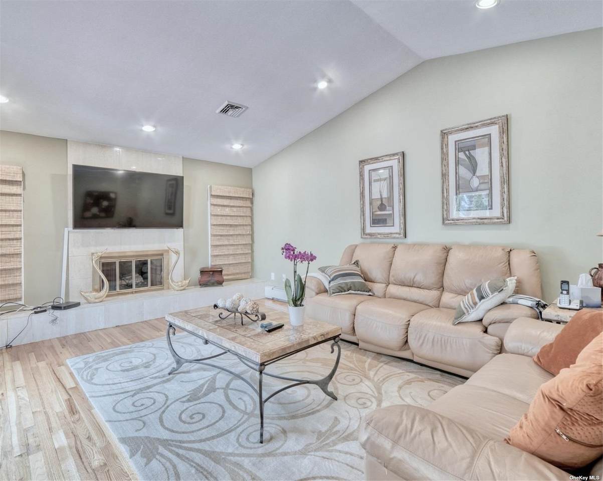 90 Bagatelle Road - Photo 1
