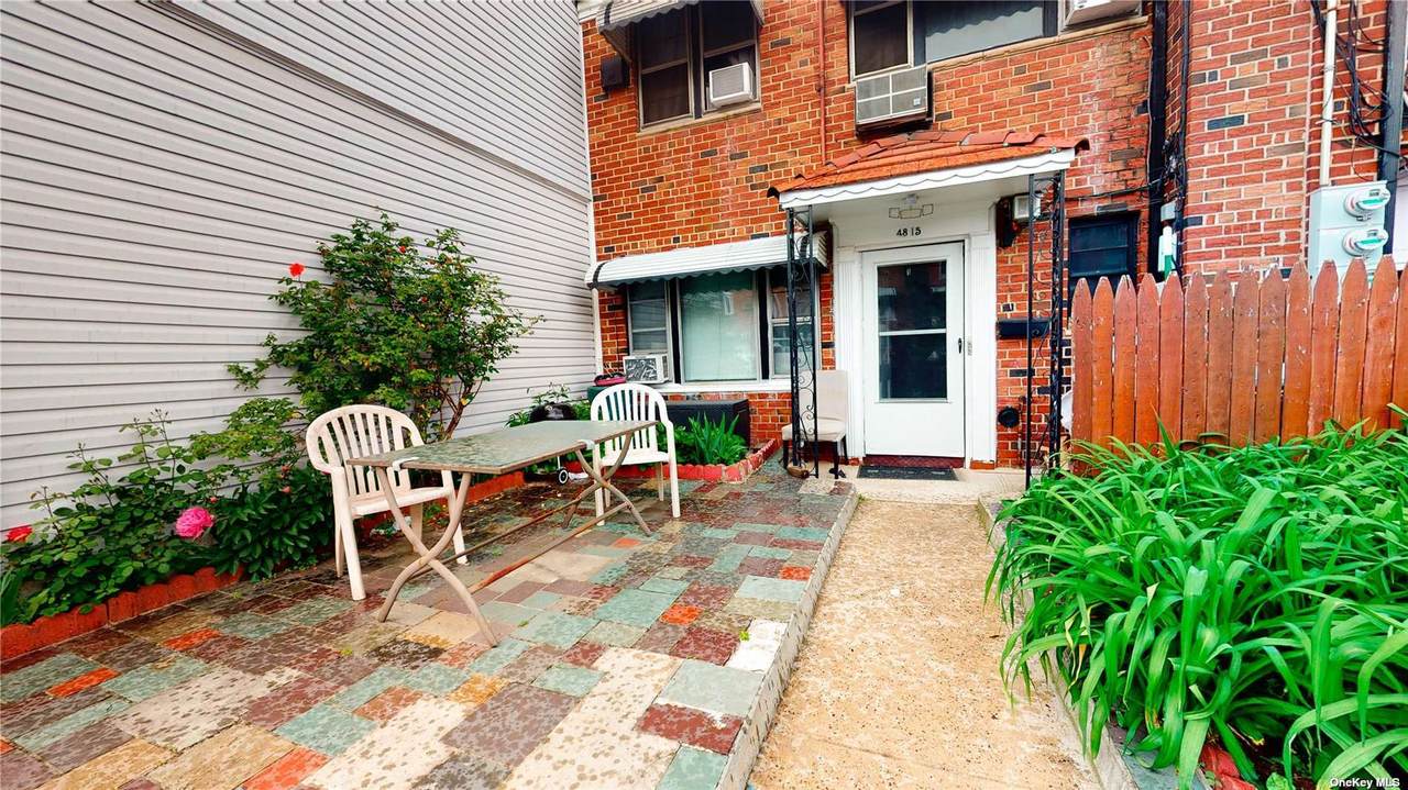 48-15 59th Pl - Photo 1