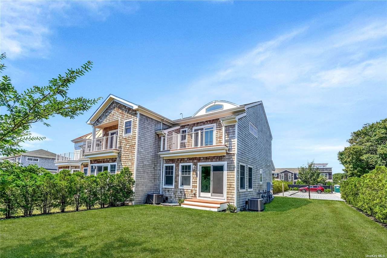 68 Foster Avenue - Photo 1