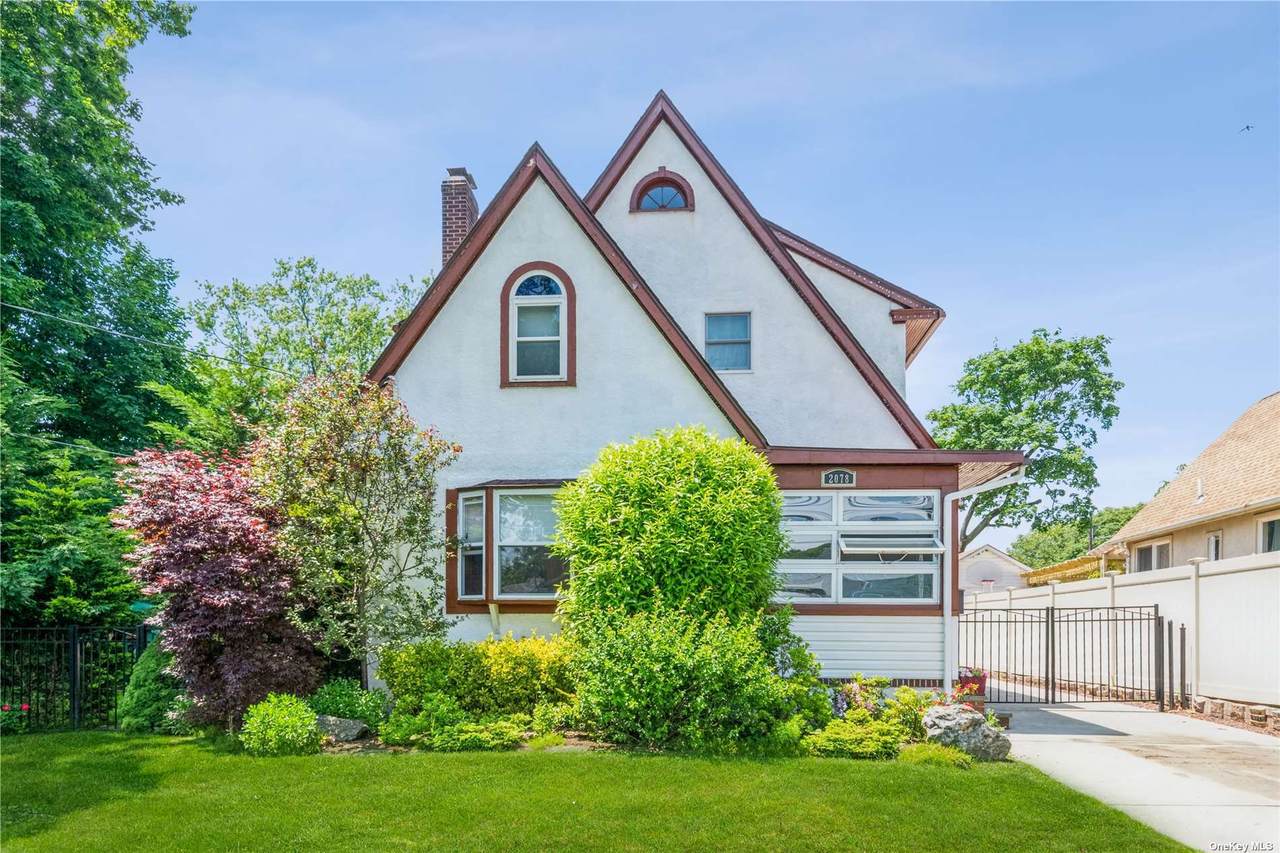 2078 Pine Street - Photo 1
