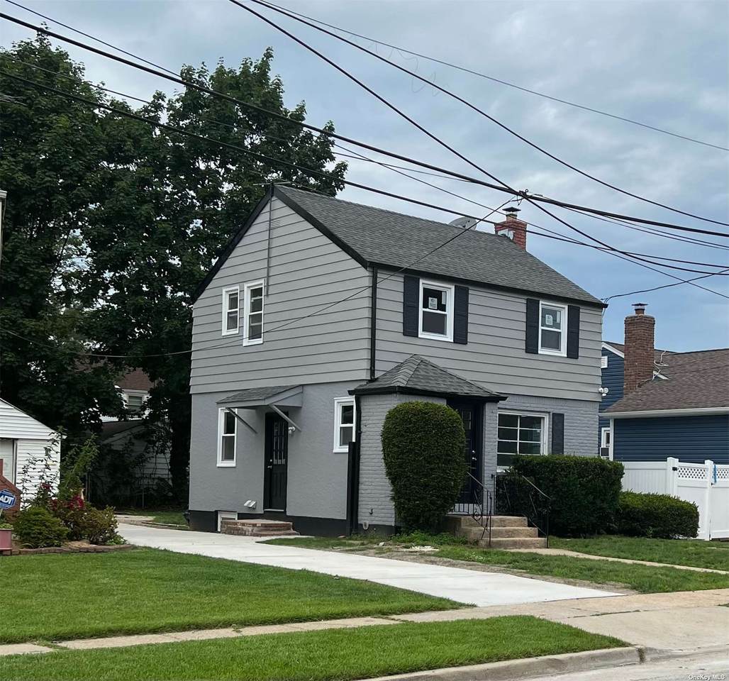 155 Dikeman Street - Photo 1