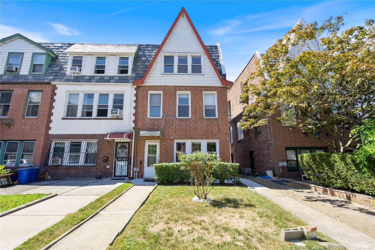 68-14 Clyde Street - Photo 1