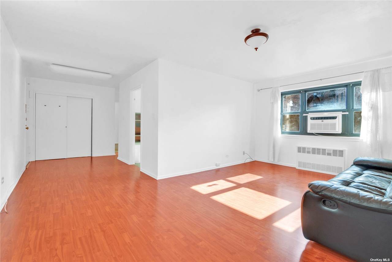 31-50 140 Street - Photo 1
