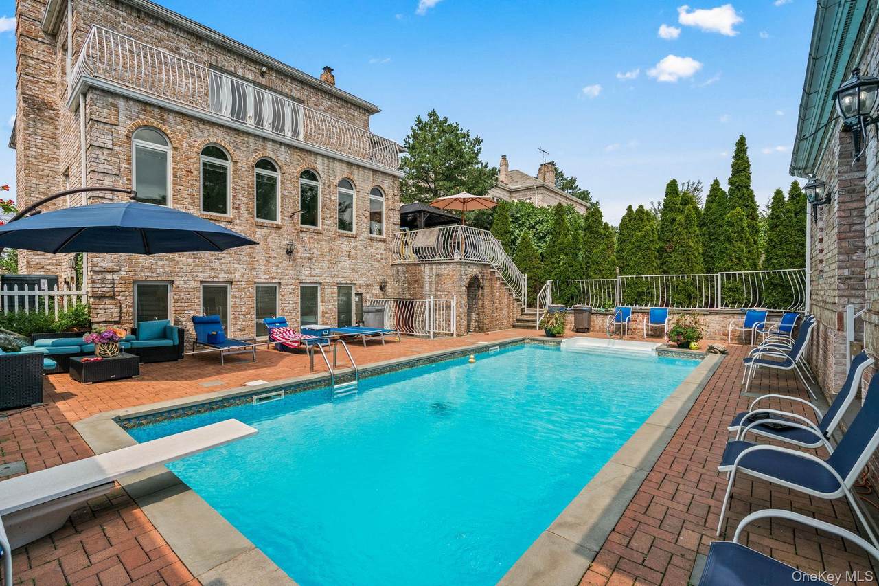 6 Summit Place - Photo 1