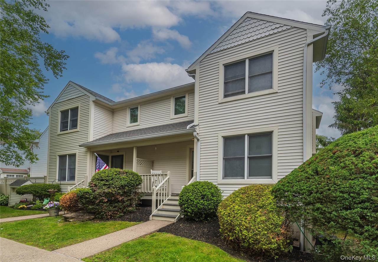 207 Cornwall Meadows Lane - Photo 1