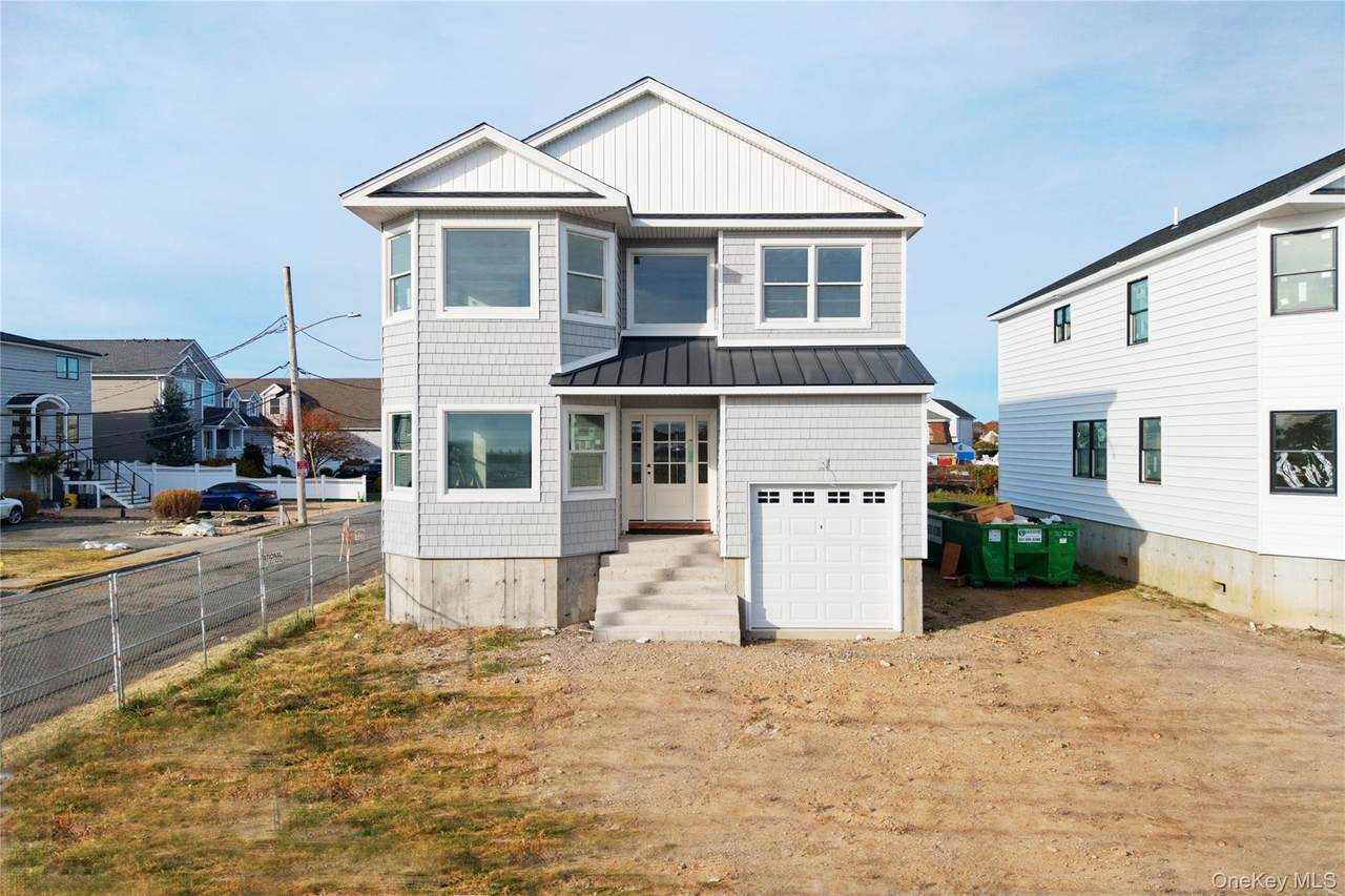 101 Clocks Boulevard - Photo 1