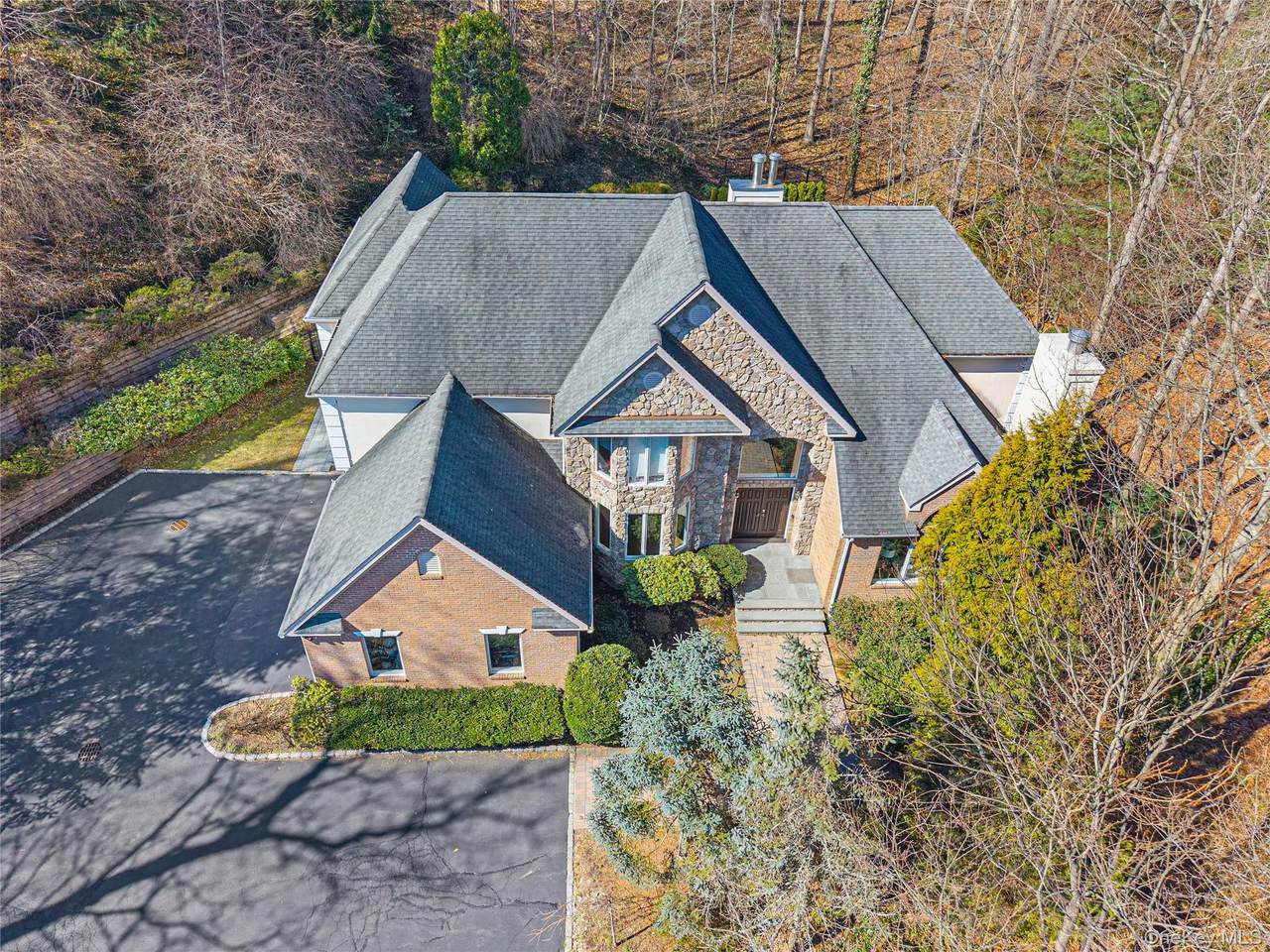 1550 Laurel Hollow Road - Photo 1