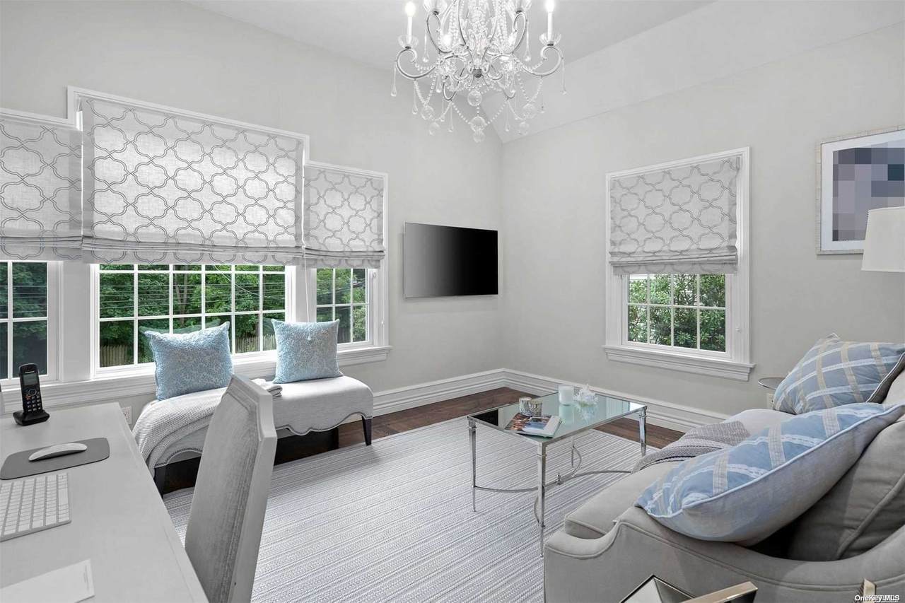 204 Vineyard Road - Photo 1