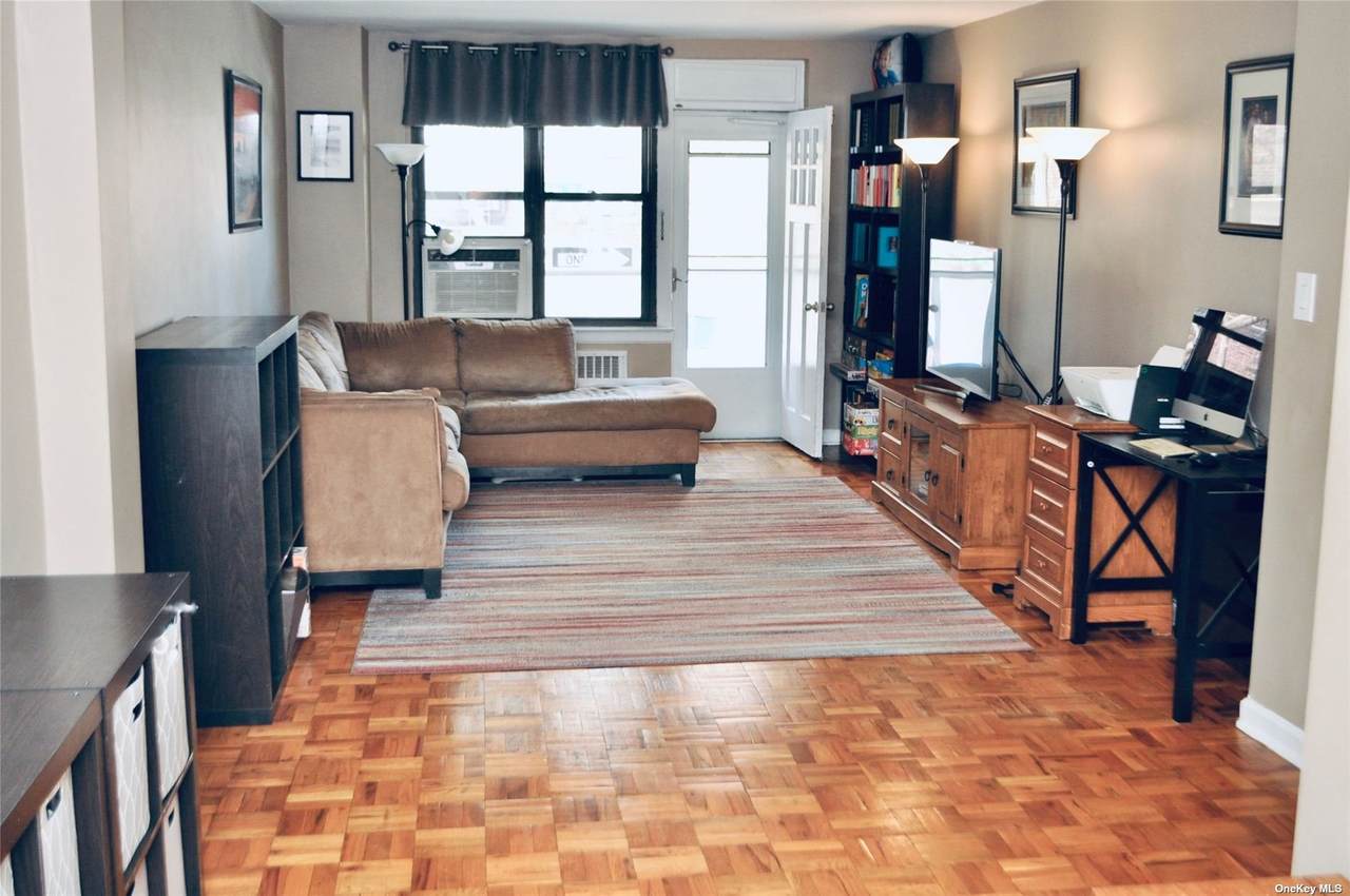 83-40 Austin Street - Photo 1