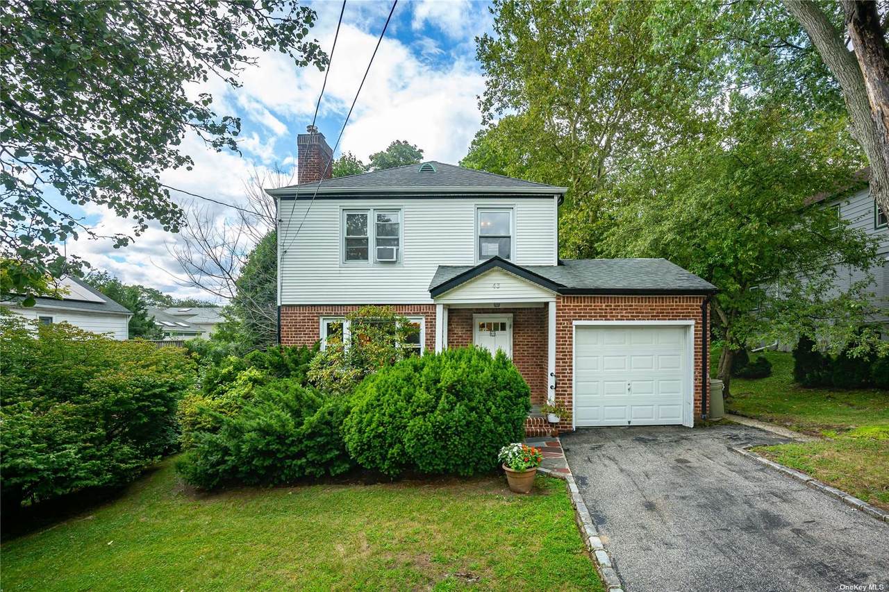 43 Croyden Avenue - Photo 1