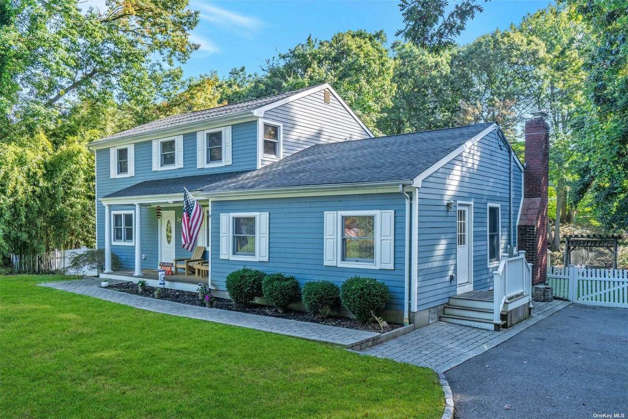 27 Cove Lane - Photo 1