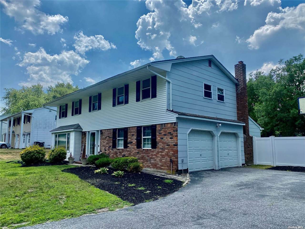 2 Woodview Drive - Photo 1