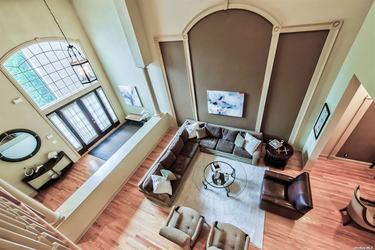 24 Kensington Circle - Photo 1