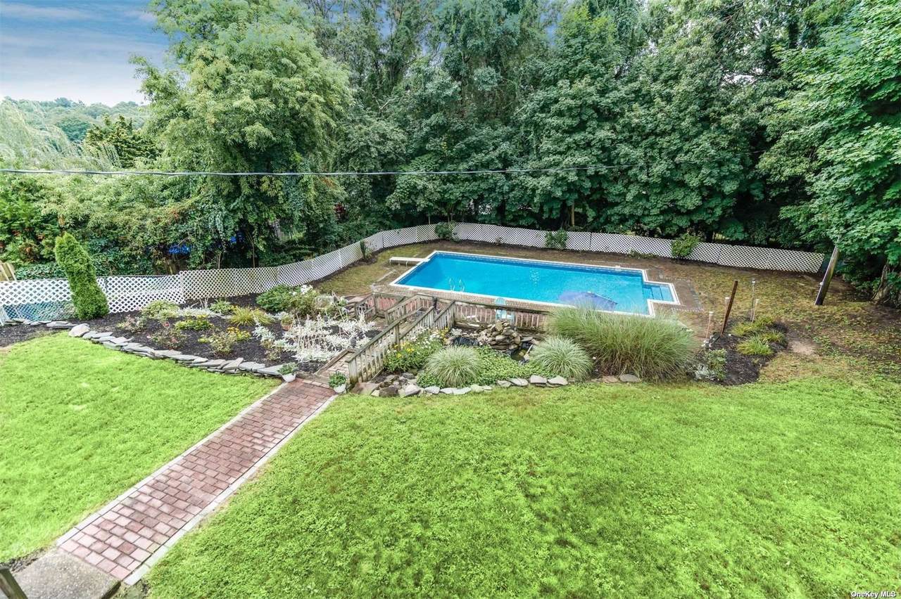 12 Hill Lane - Photo 1