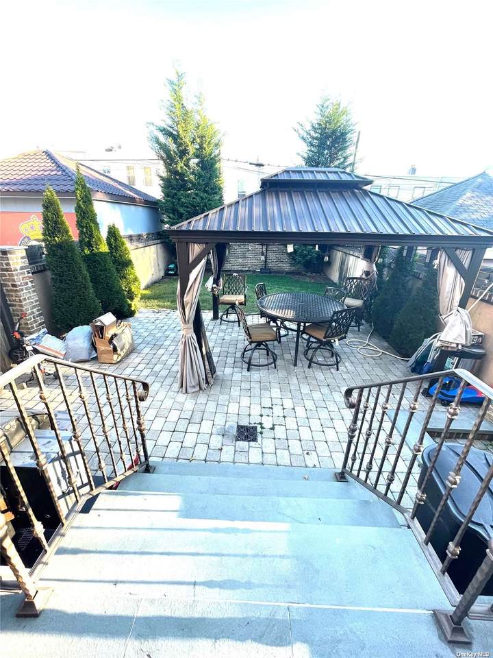 62-44 60th Avenue - Photo 1