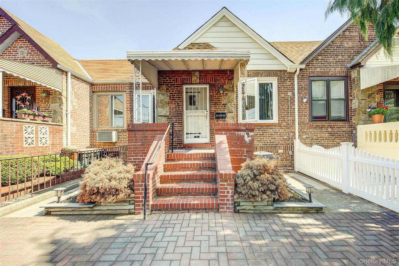 82-91 Caldwell Avenue - Photo 1