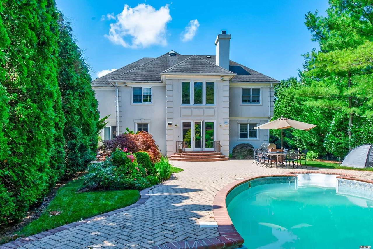 47 Stone Hill Drive - Photo 1