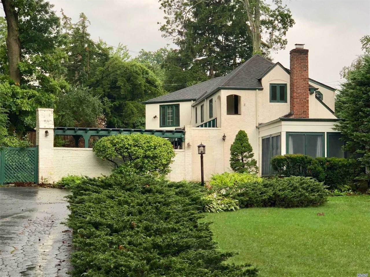 14 Valley Road - Photo 1
