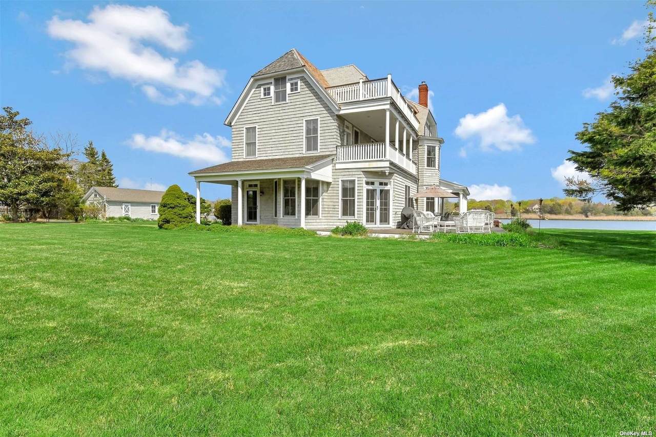 127 Senix Avenue - Photo 1