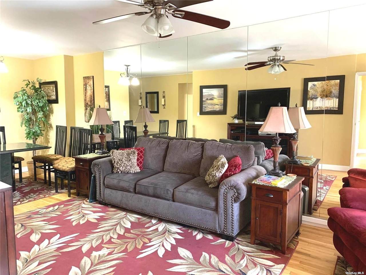 23-55 Bell Boulevard - Photo 1