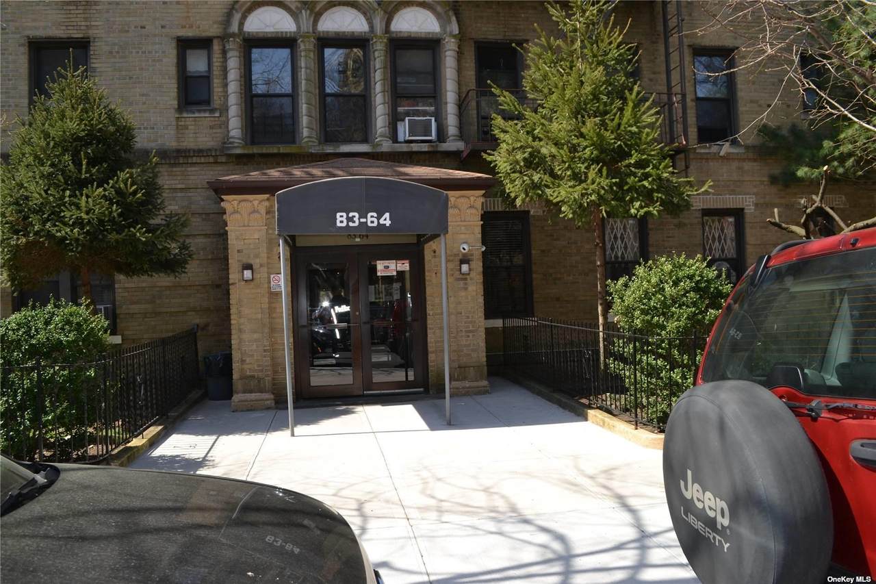 83-64 Talbot Street - Photo 1