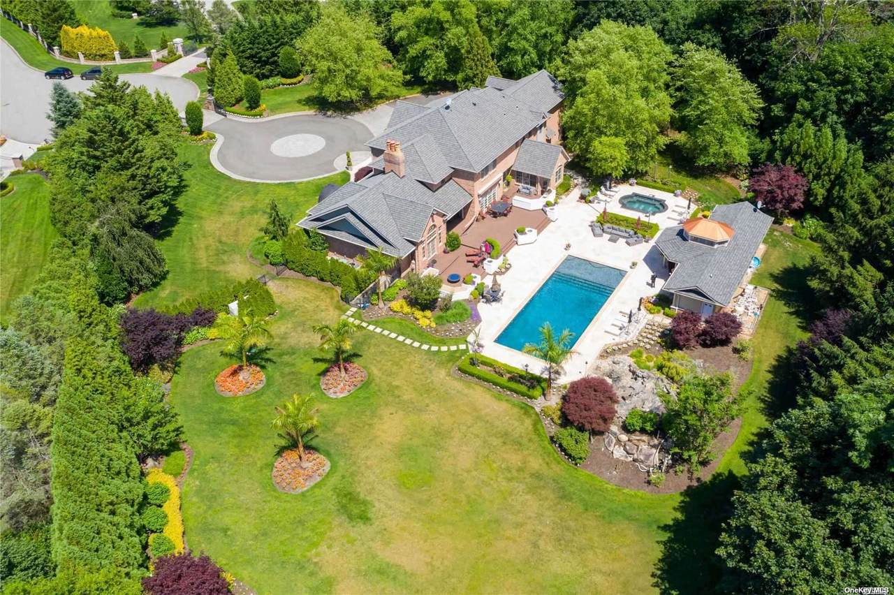 8 Clover Court - Photo 1