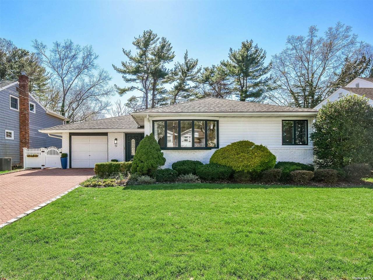 51 Roger Drive - Photo 1