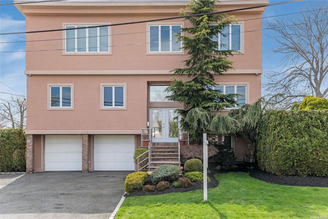 2728 Elliot Street - Photo 1