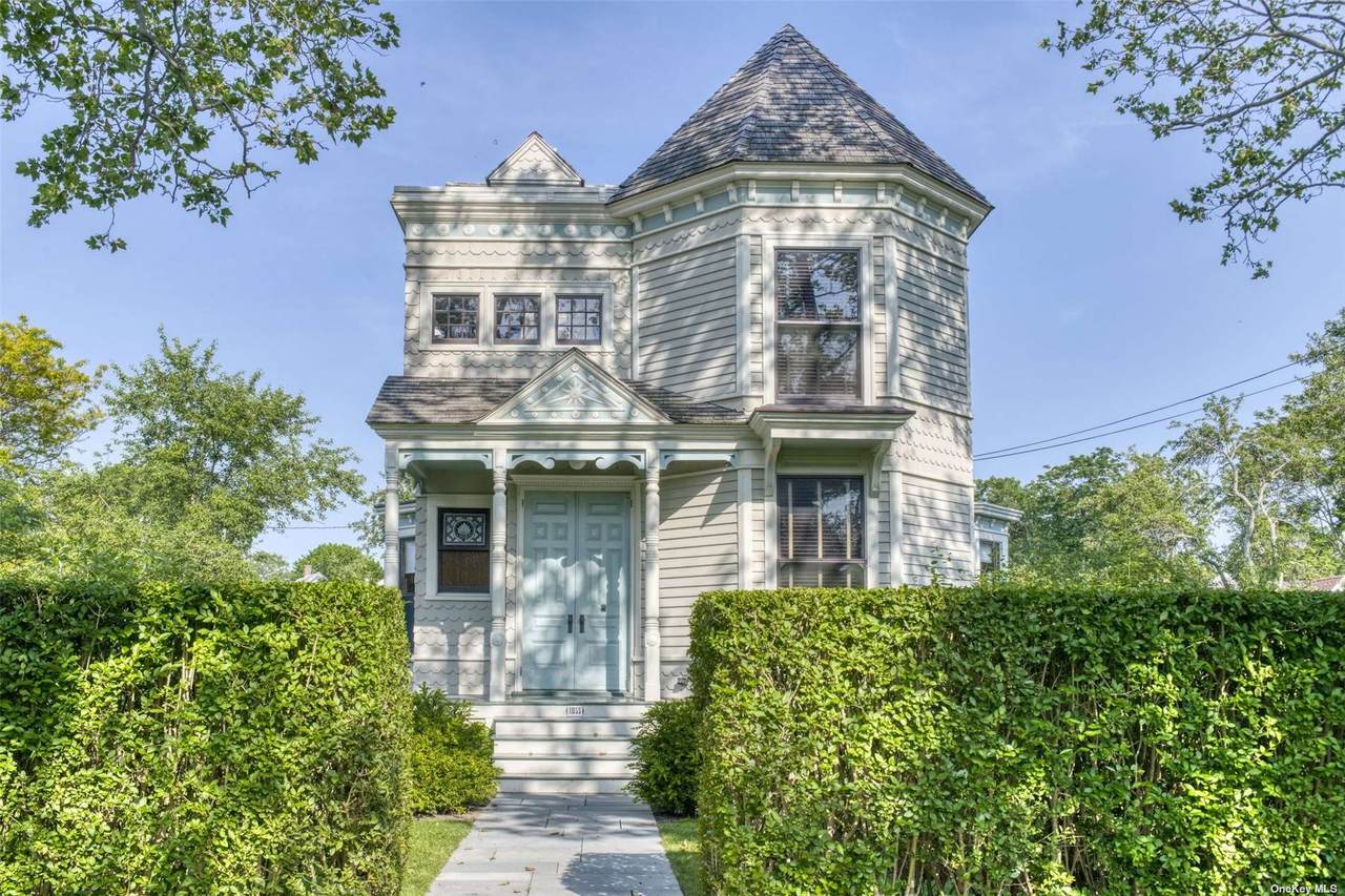 1855 Village Lane - Photo 1