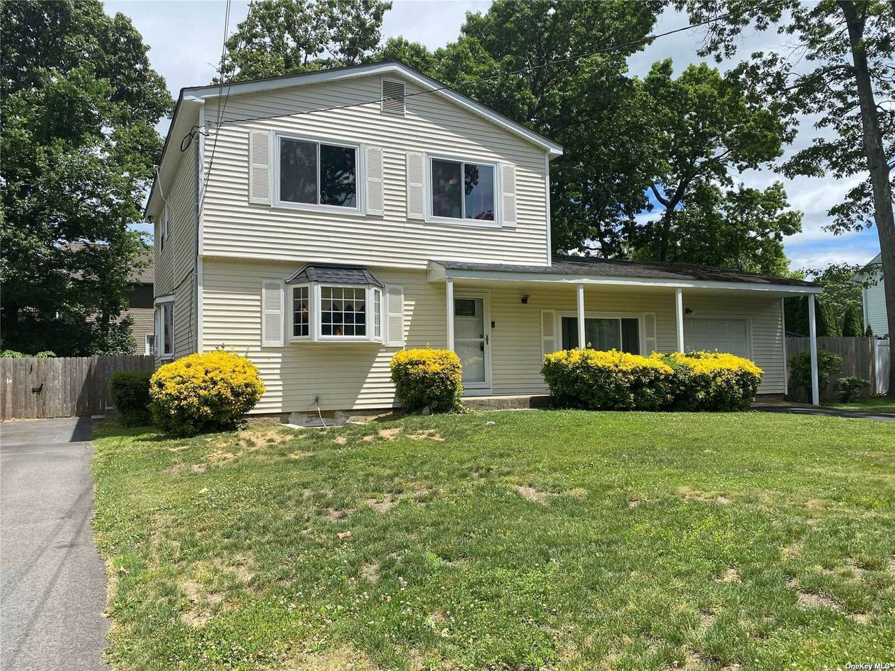 5 Forest Road - Photo 1