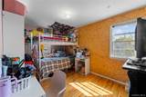 372 Madison Street - Photo 15