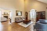 24 Bridle Path - Photo 9