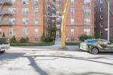 2552 7 Street - Photo 2