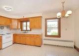 40 Perry Avenue - Photo 8