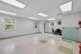 6 Montgomery Road - Photo 15