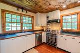 695 Wolf Hill Road - Photo 19