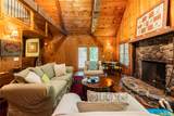695 Wolf Hill Road - Photo 24