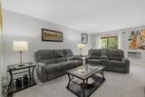 10 Oakwood Terrace - Photo 4