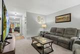 10 Oakwood Terrace - Photo 6